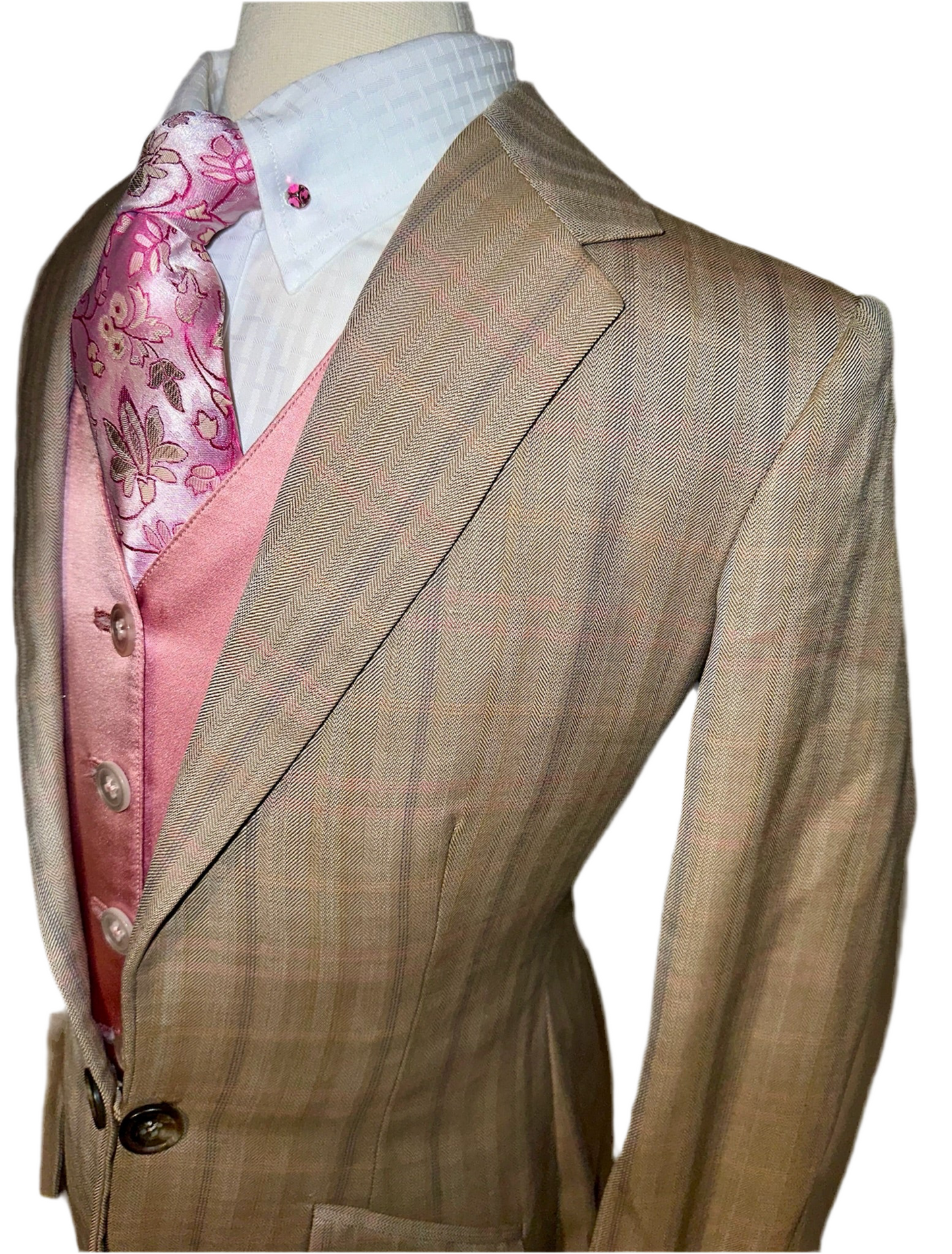 Hawkewood, Youth Day Suit