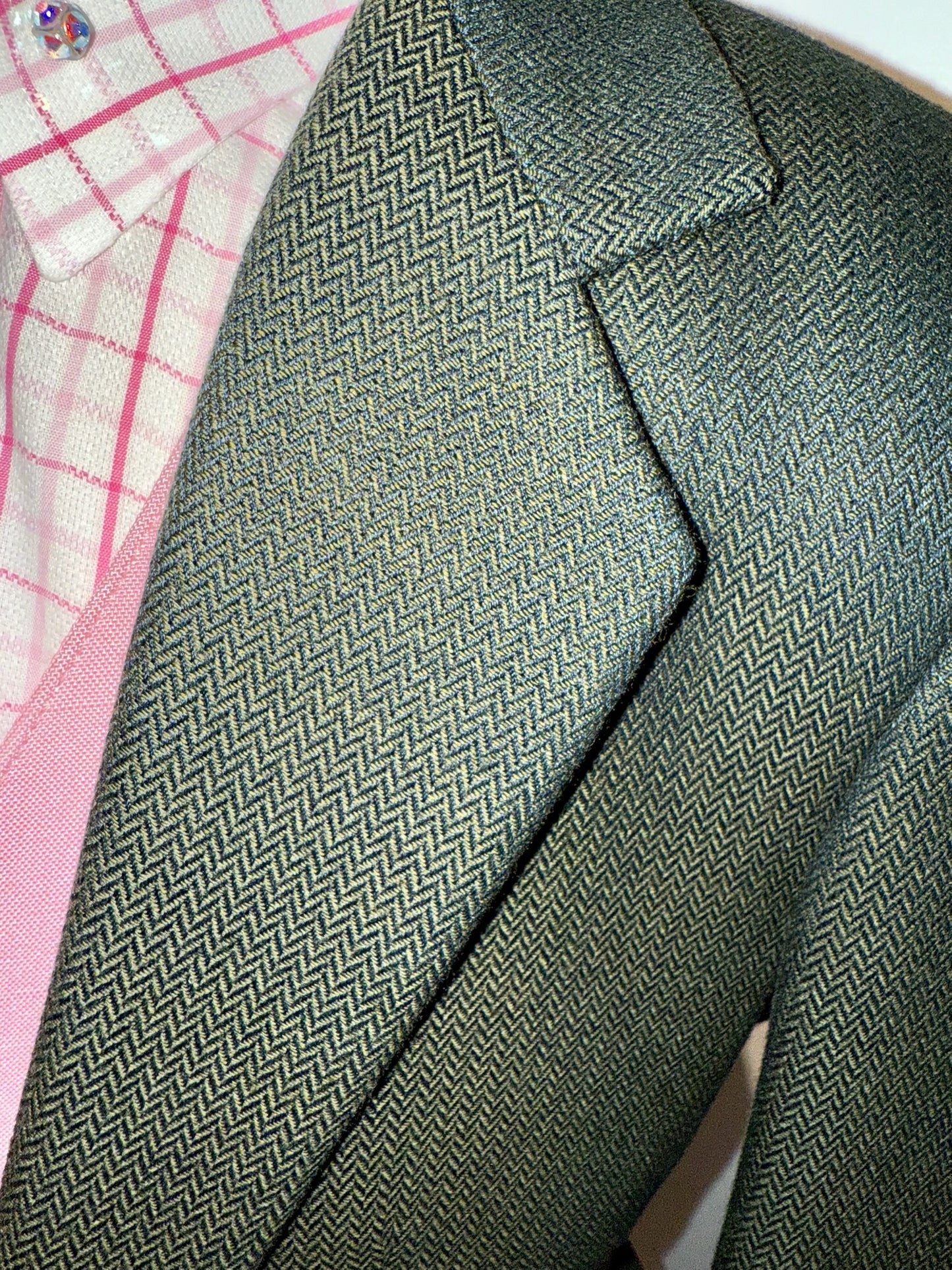 Marsha de Arriaga, Youth Day Suit