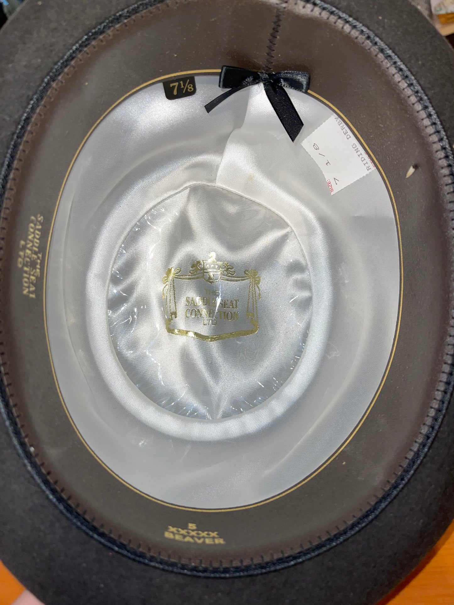 Saddle Seat Connection, Brown 7 1/8 Derby