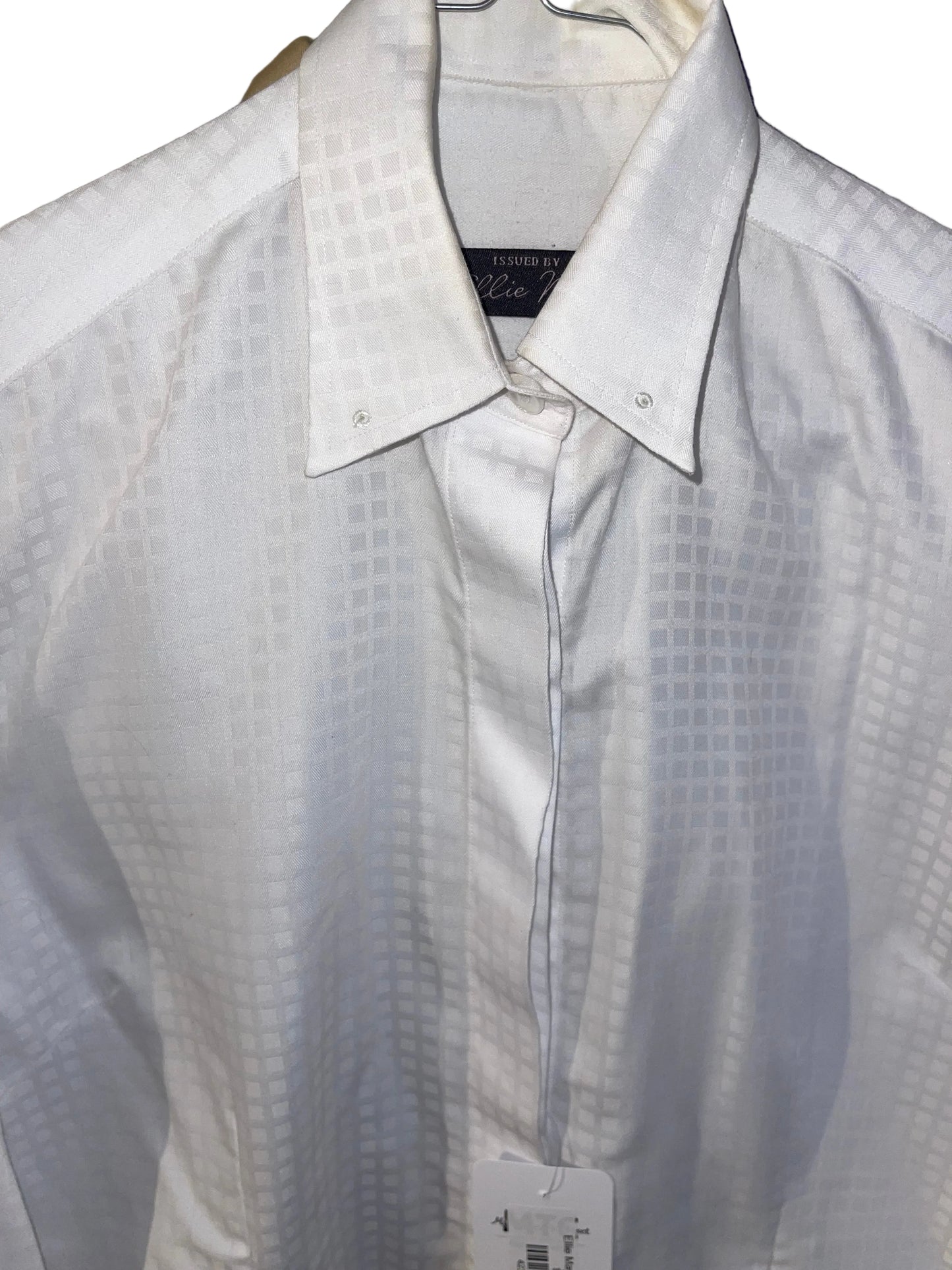 Ellie May, White Shirt