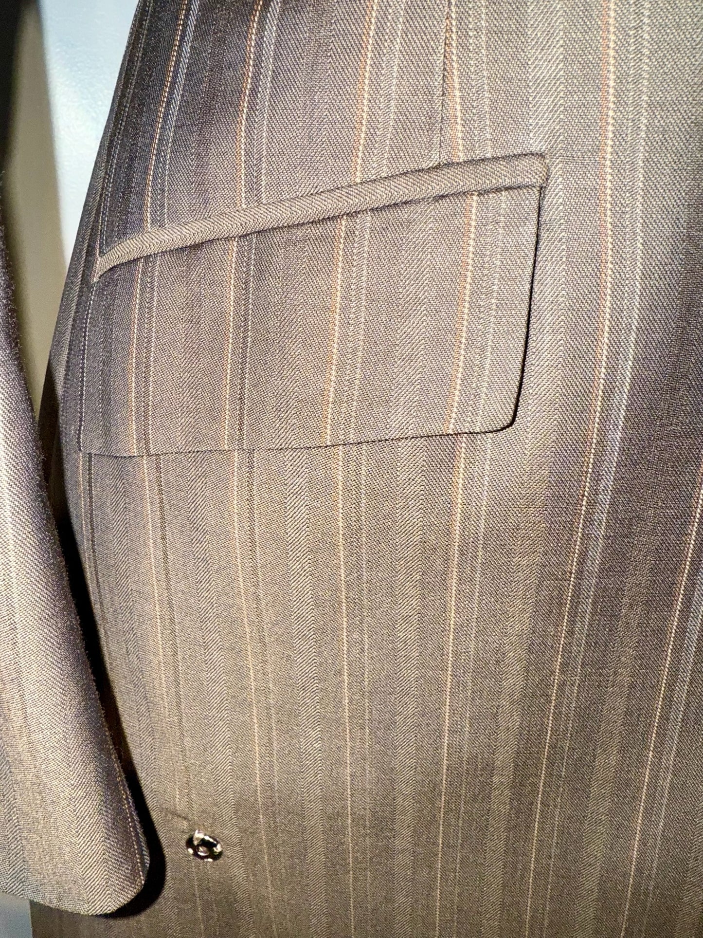 Show Season, Ladies Day Suit