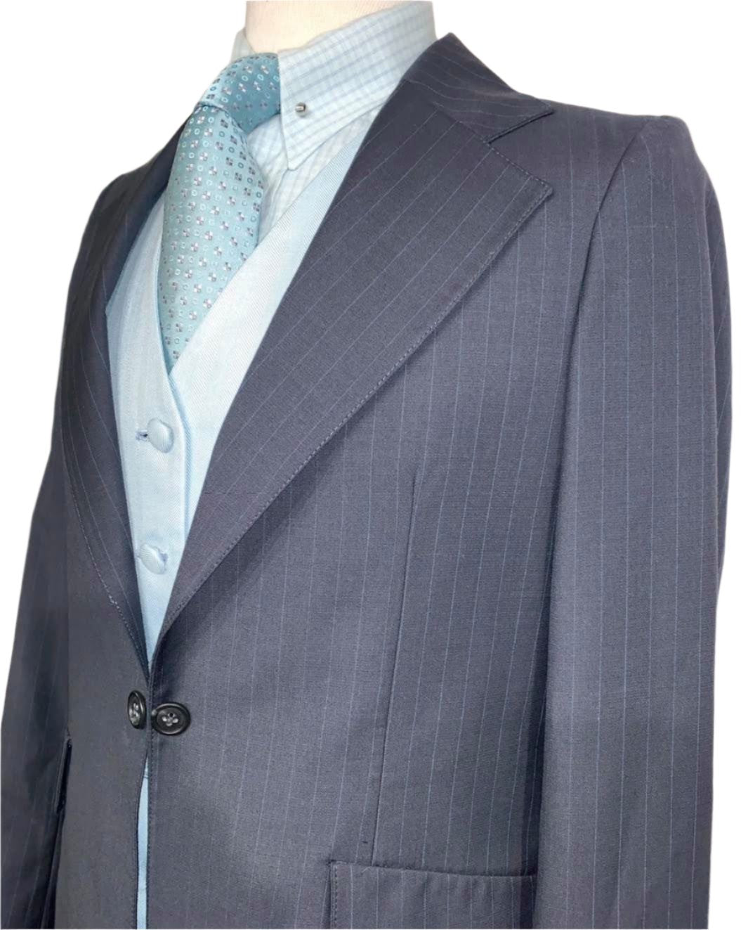 Ladies Day Suit