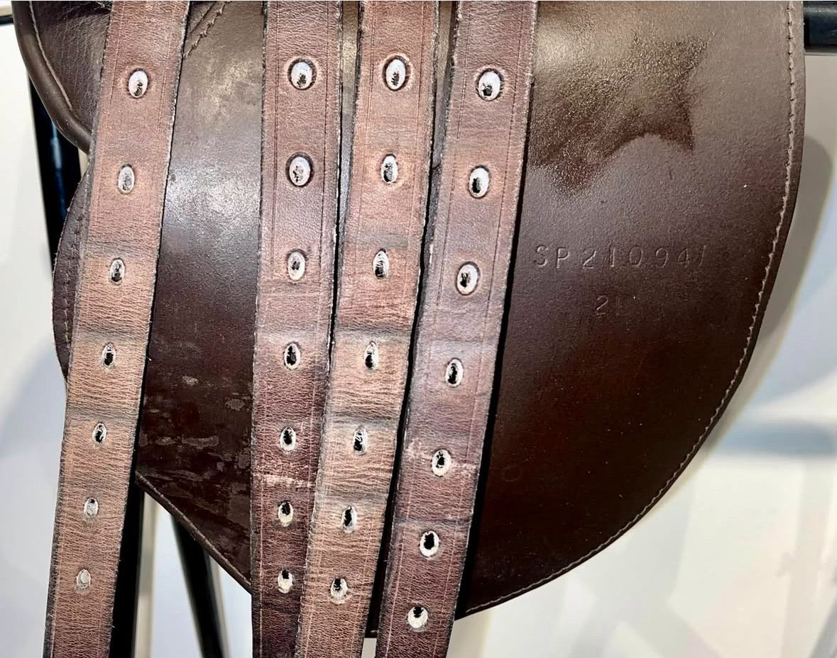 Perfection Leather, 21" Saddle