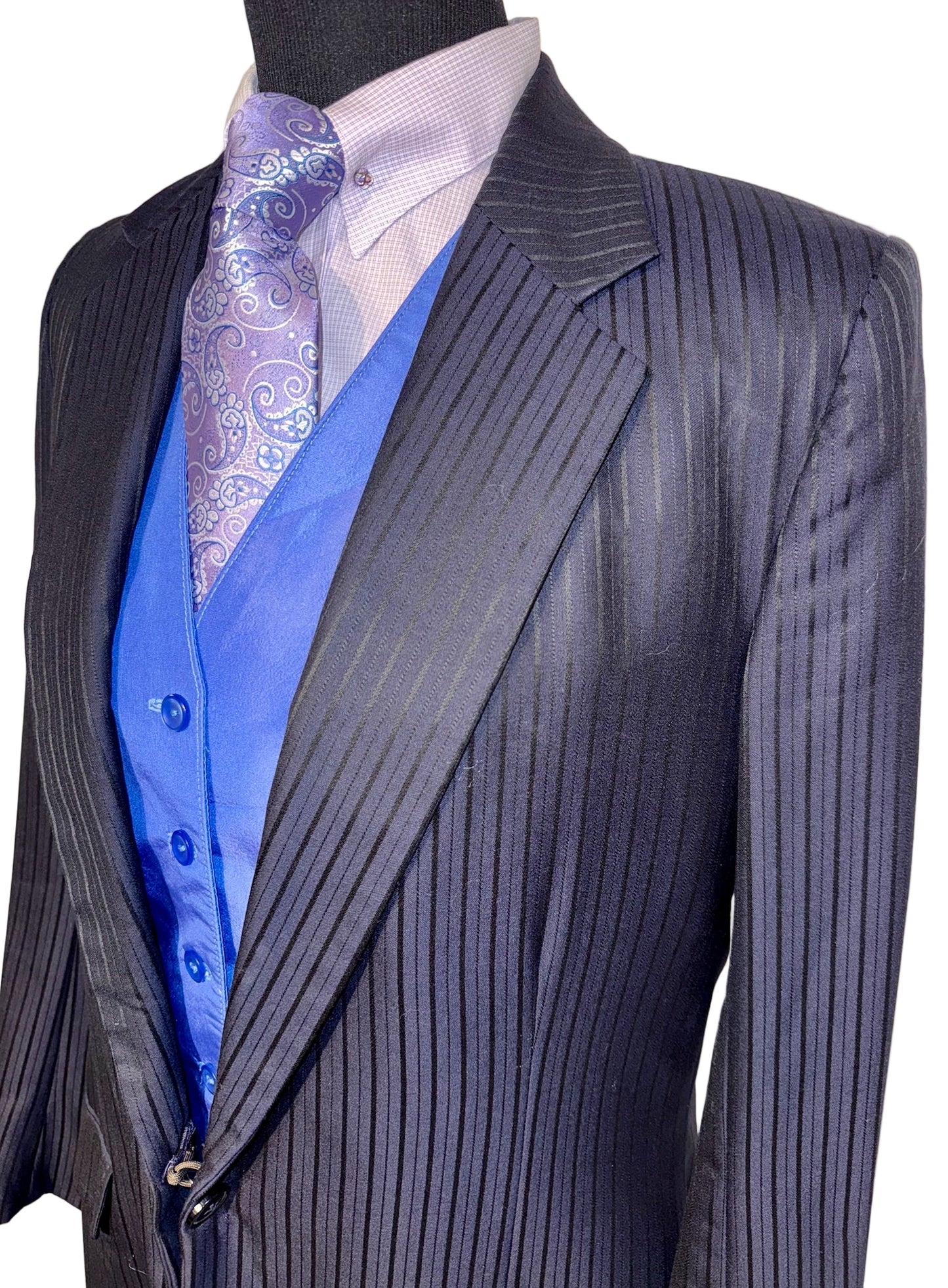 Bleu, Ladies Day Suit