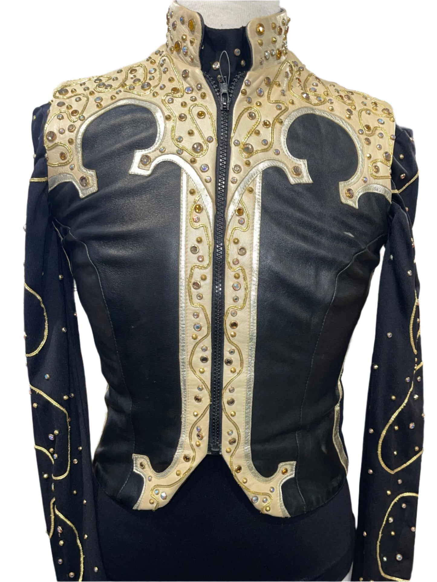 Design Showtime, Custom Ladies Western Set