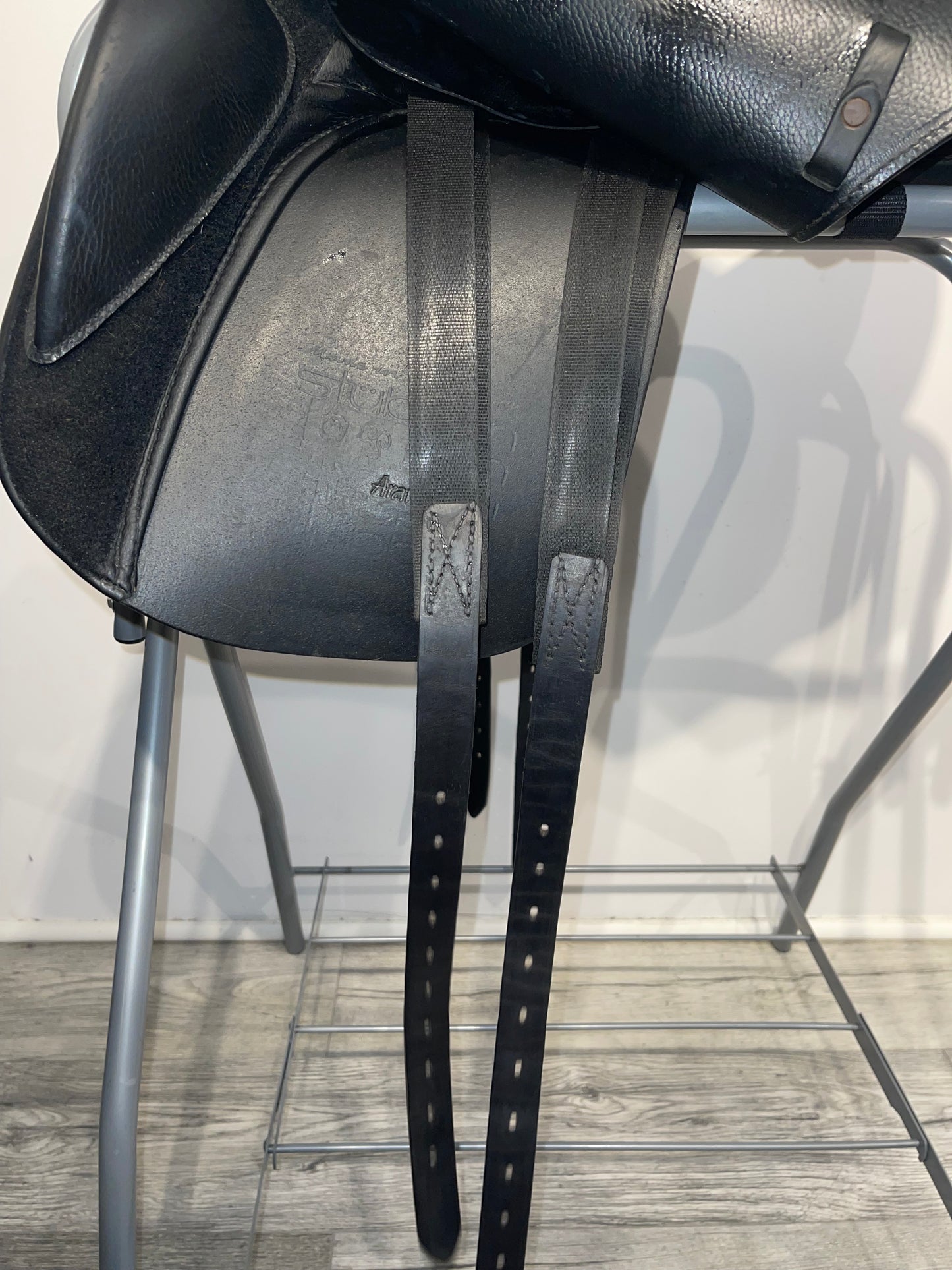 Stubben Aramis II Dressage Saddle 18in 27Cm Tree