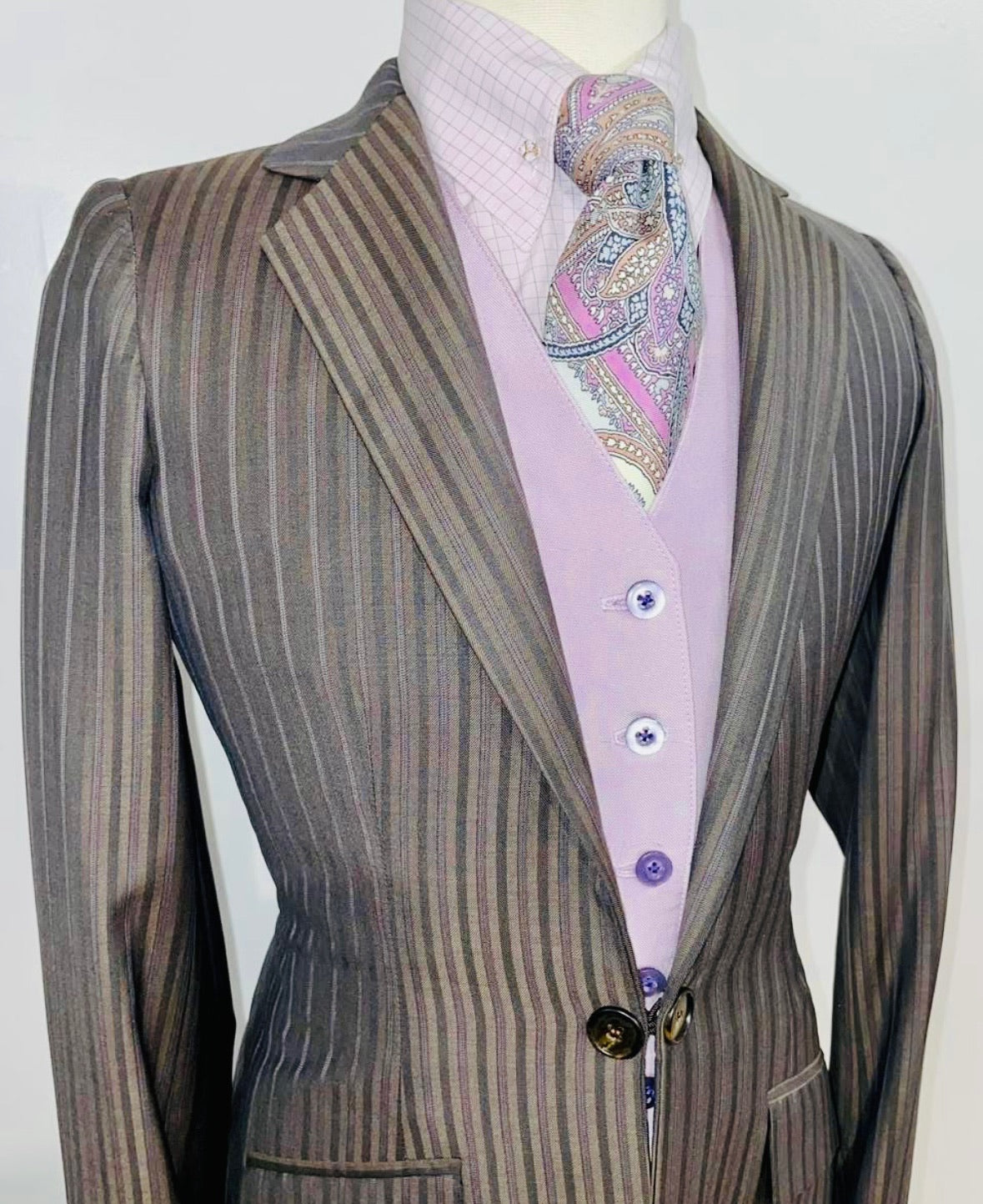 Becker Brothers, Youth Day Suit