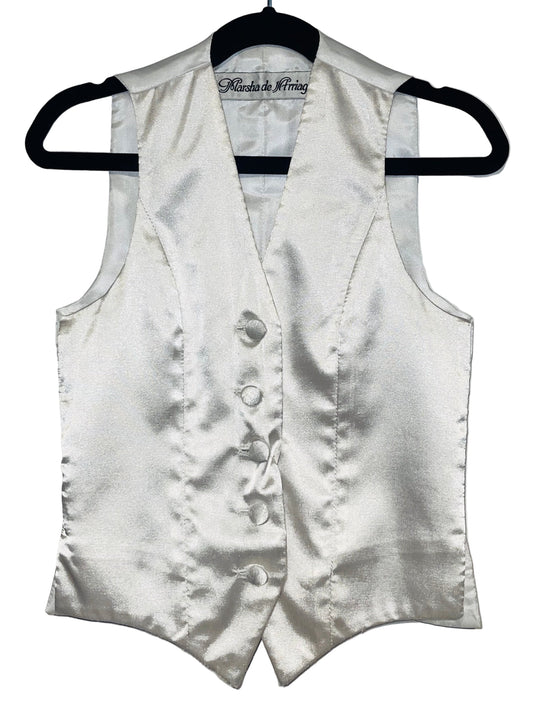 Marsha de Arriaga, Youth White Show Vest