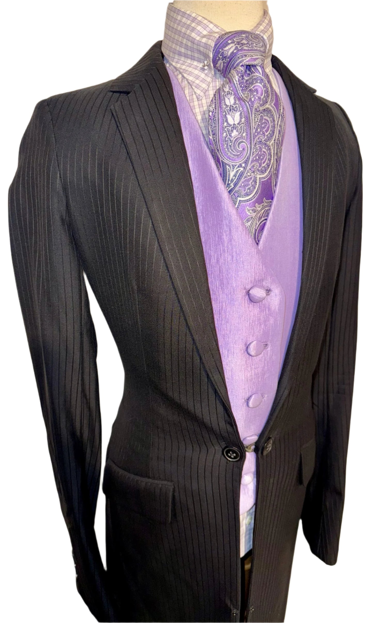 Hawkewood, Youth Day Suit