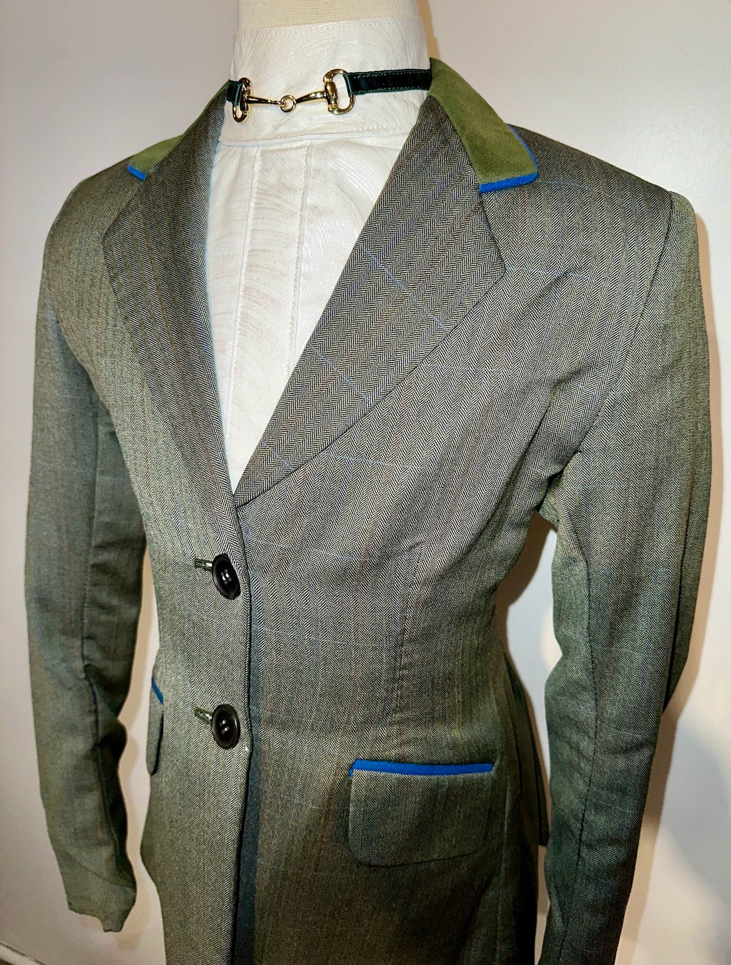 Marsha De Arriaga, Youth Hunt Coat