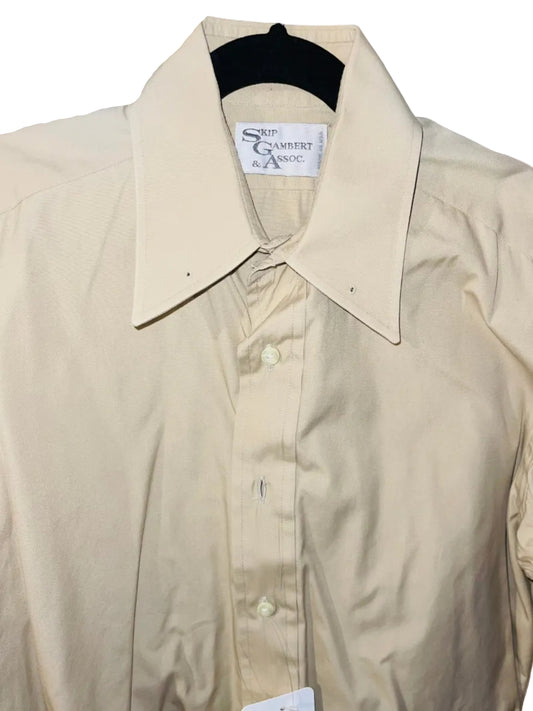 SGA, Taupe Shirt