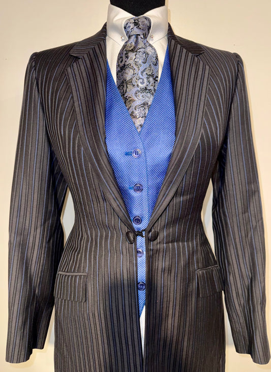 Show Season, Custom Black Day Suit