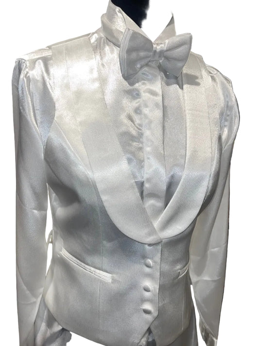 Hartmeyer, White Silk Formal Set