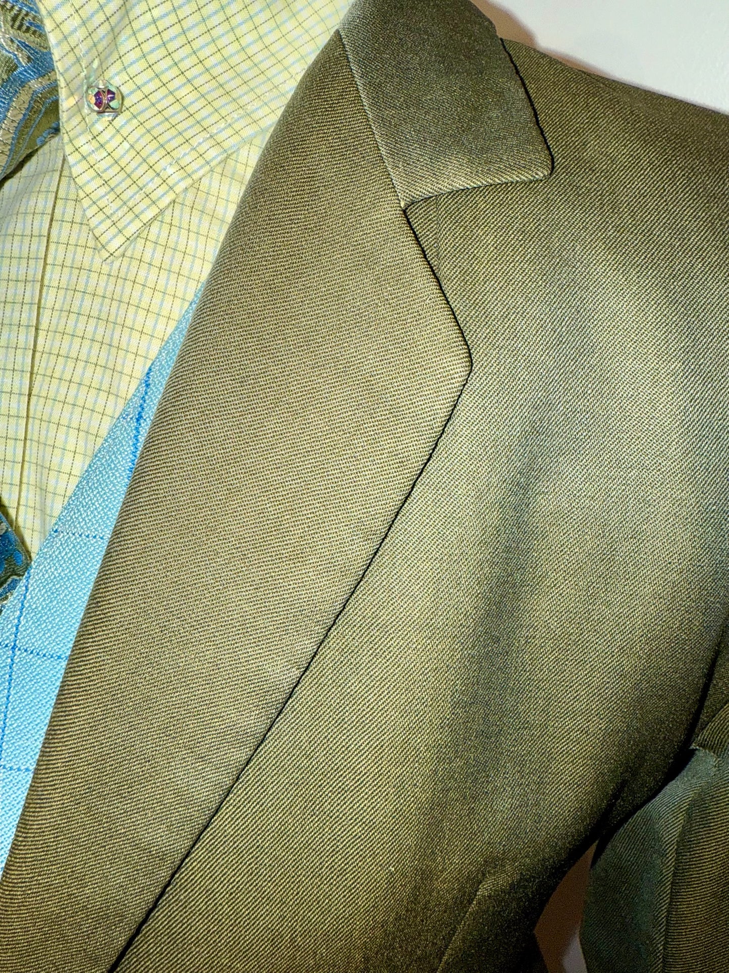 Marsha De Arriaga, Girls Day Suit