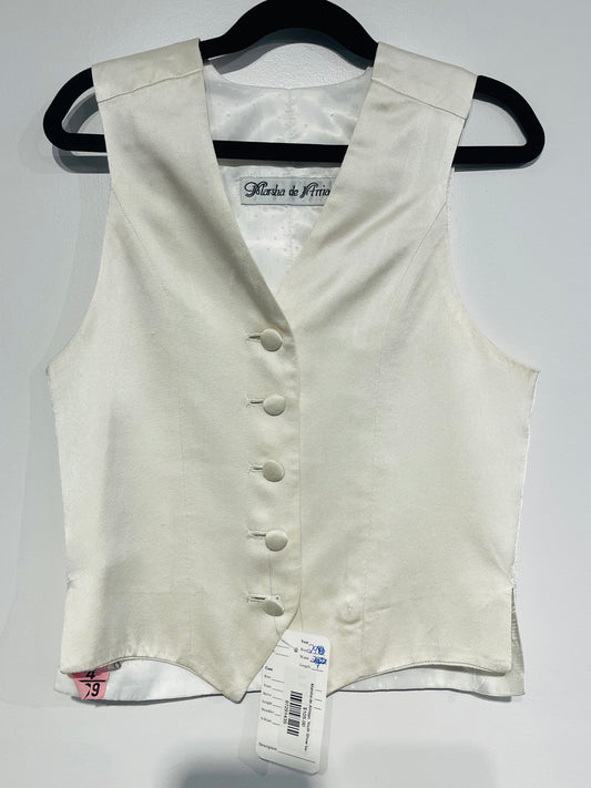 Marsha de Arriaga, Youth Show Vest