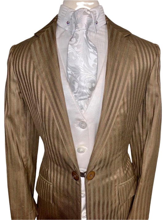 Hawkewood, Girl's Day Suit