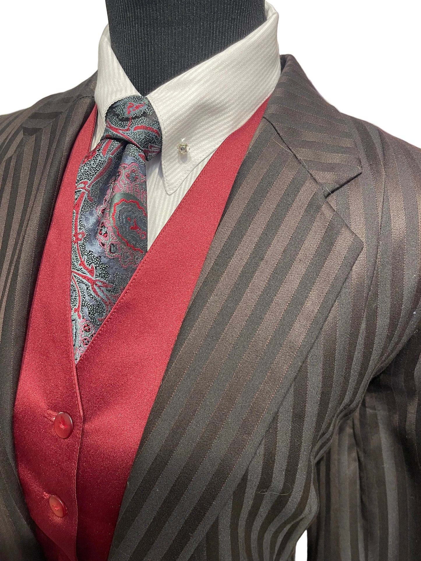 Friersons, Ladies Day Suit