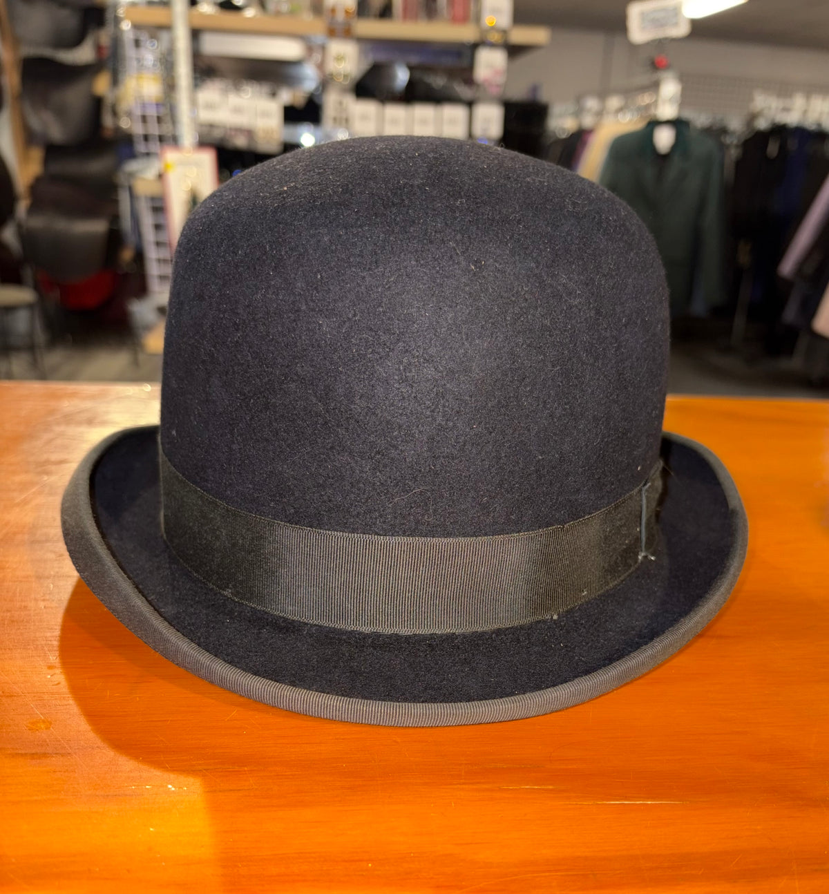 Black 7 1/8 Derby