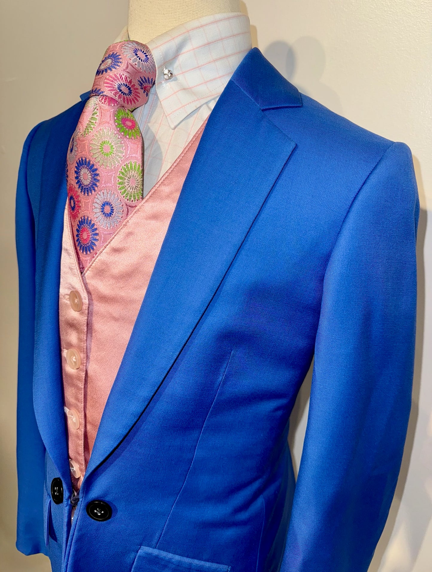 DeRegnaucourt, Girls Day Suit