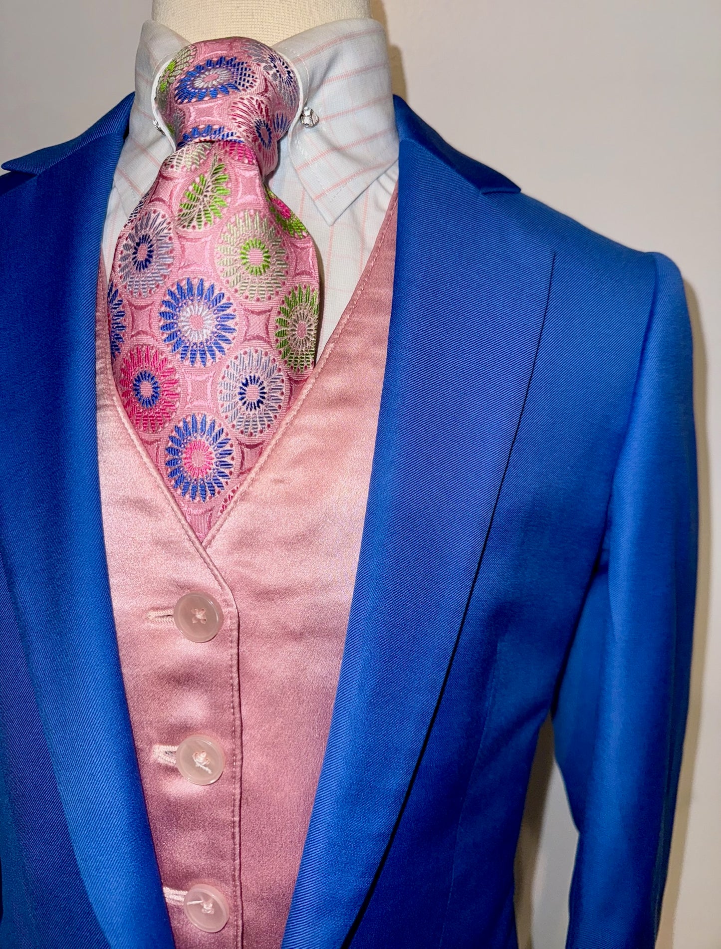 DeRegnaucourt, Girls Day Suit