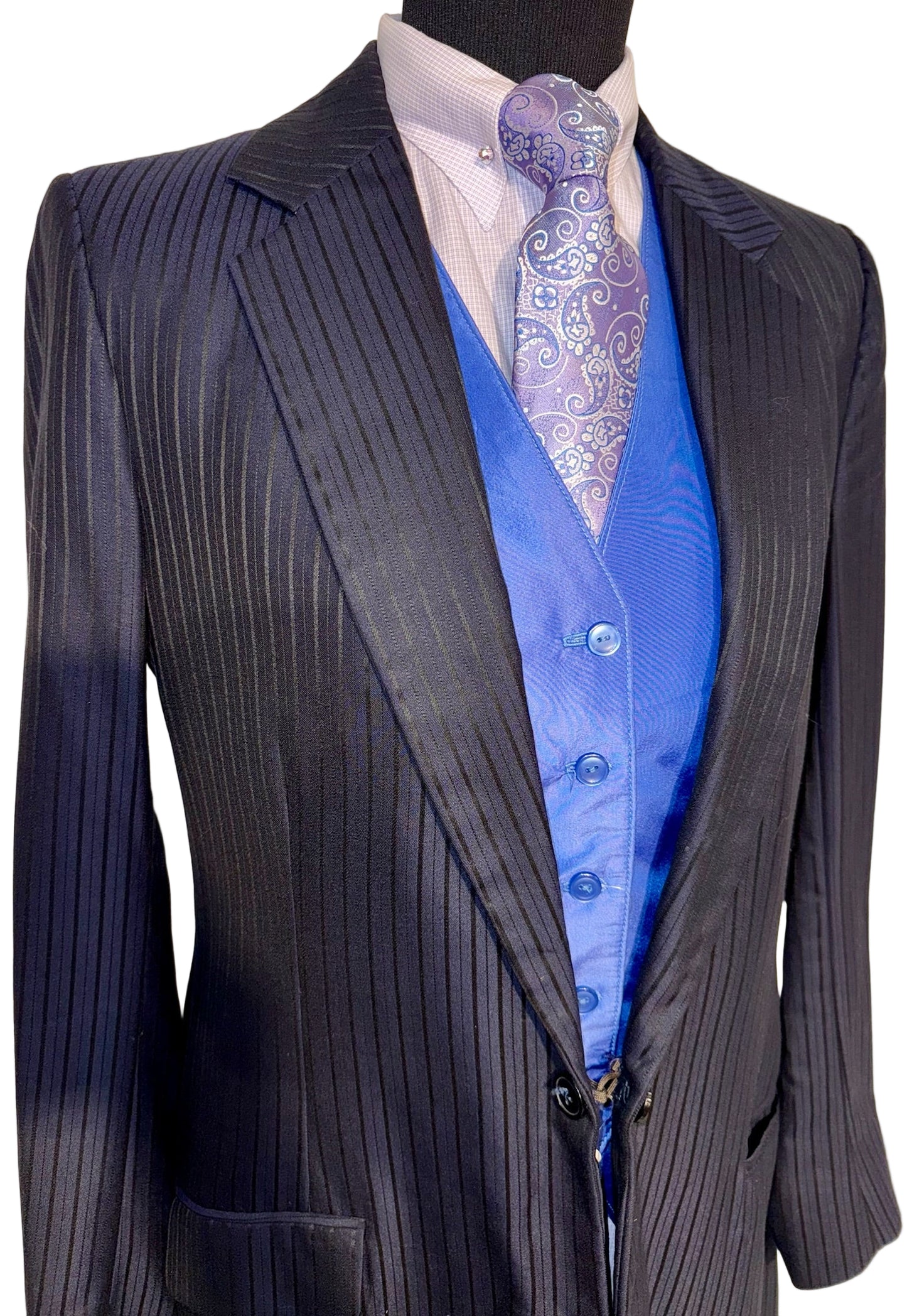 Bleu, Ladies Day Suit