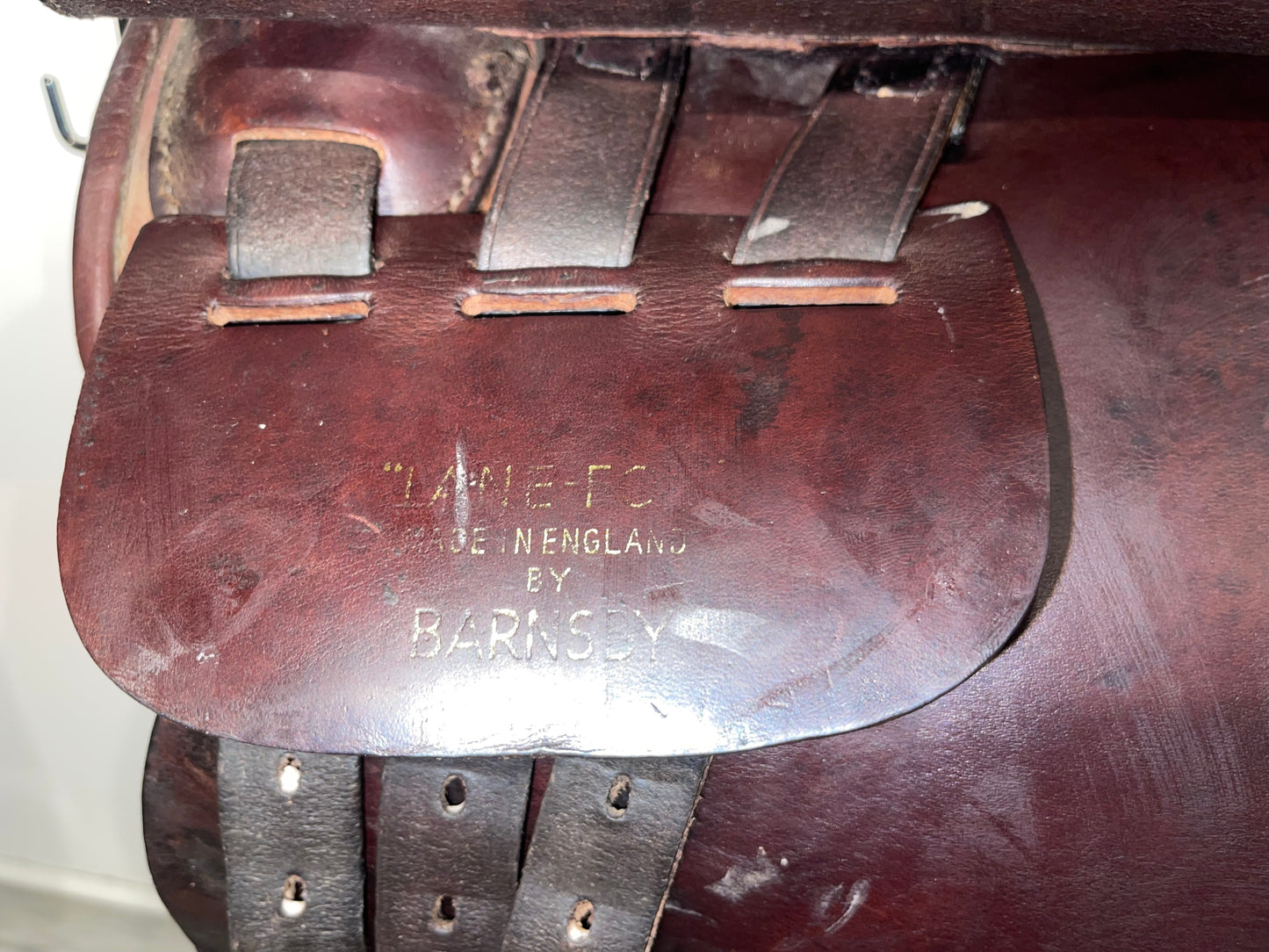 Barnsby 21in Cutback Saddle