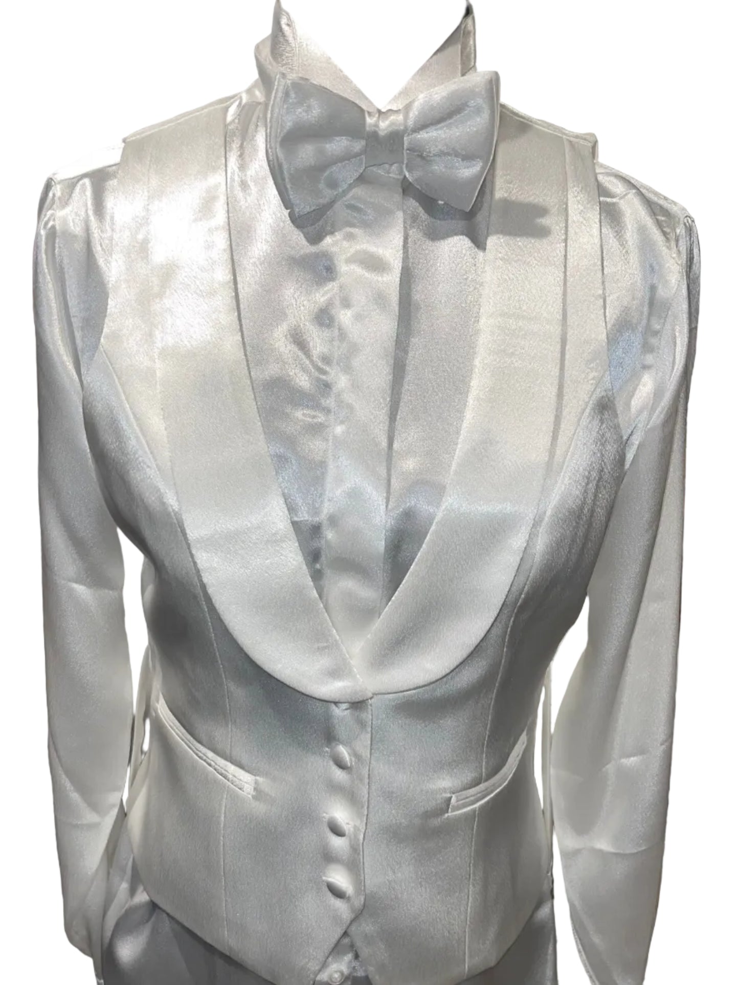 Hartmeyer, White Silk Formal Set