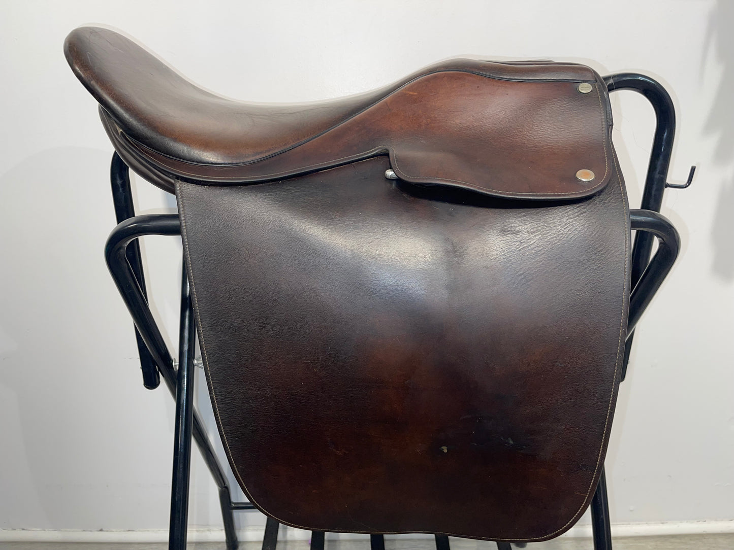 20in Whitman Cutback Saddle with Adjustable Bars