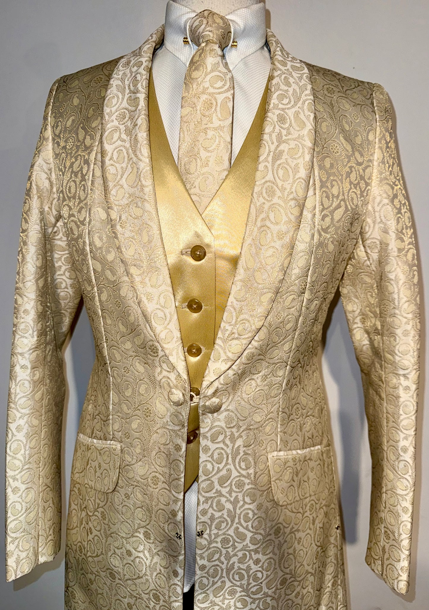 Marsha De Arriaga, Cream Ladies 10 Day Coat