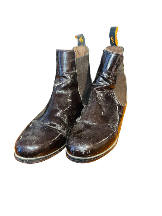 Ovation Brown 6.5 Patent Boots