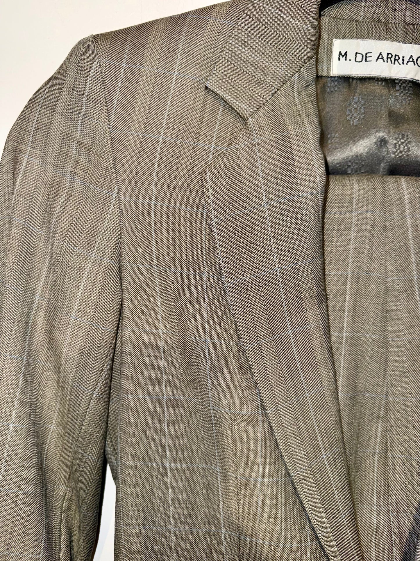 Marsha De Arriaga, Girls' Day Suit