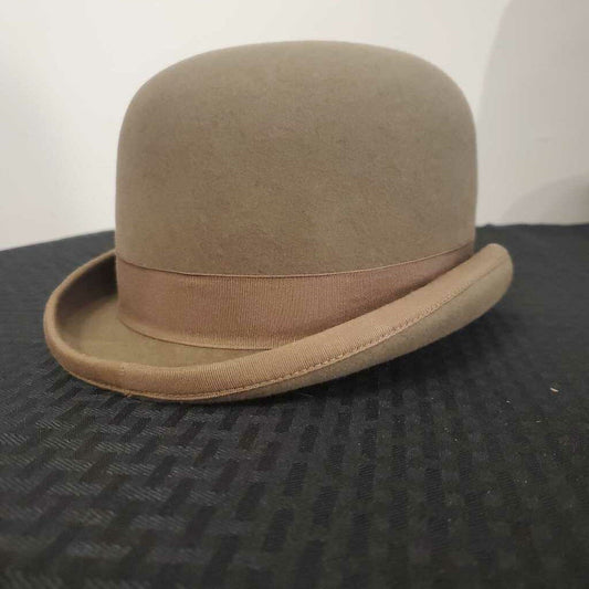 Taupe Derby