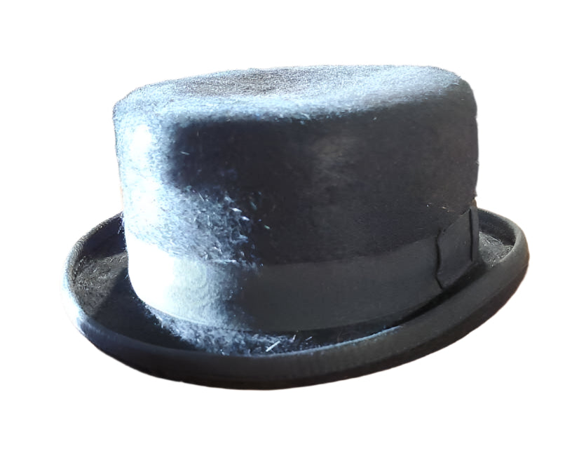 Black Top Hat