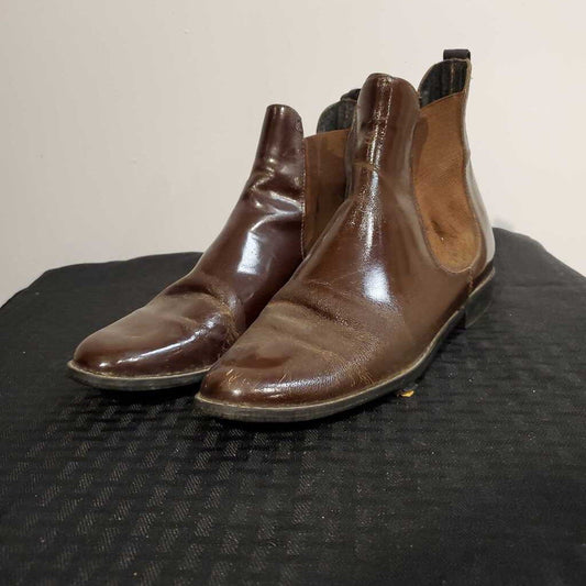 Brown patent Leather Boots 5 1/2