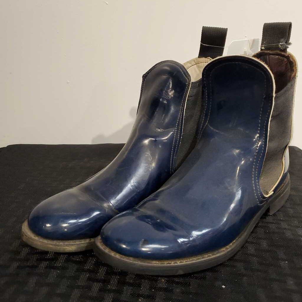 Navy Patent Leather Boots 5 1/2