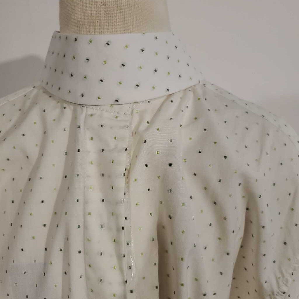 Marsha De Arriaga White With Green Dots