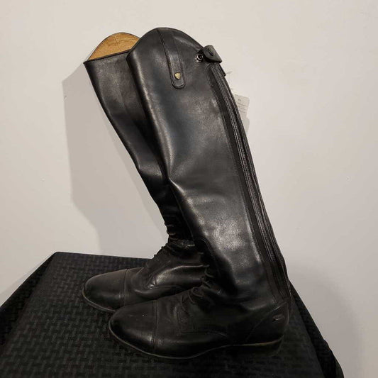 7 1/2 Ariat Field Boots