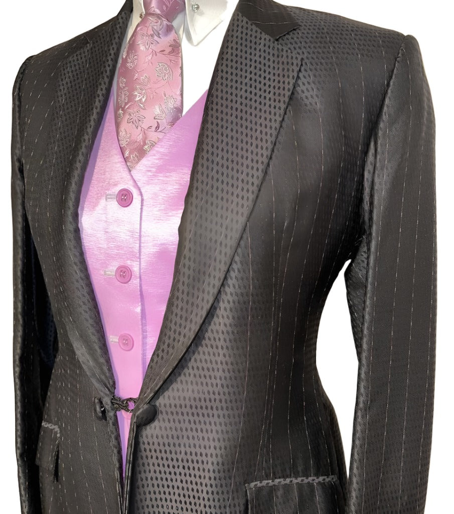 Show Season, Ladies Day Suit