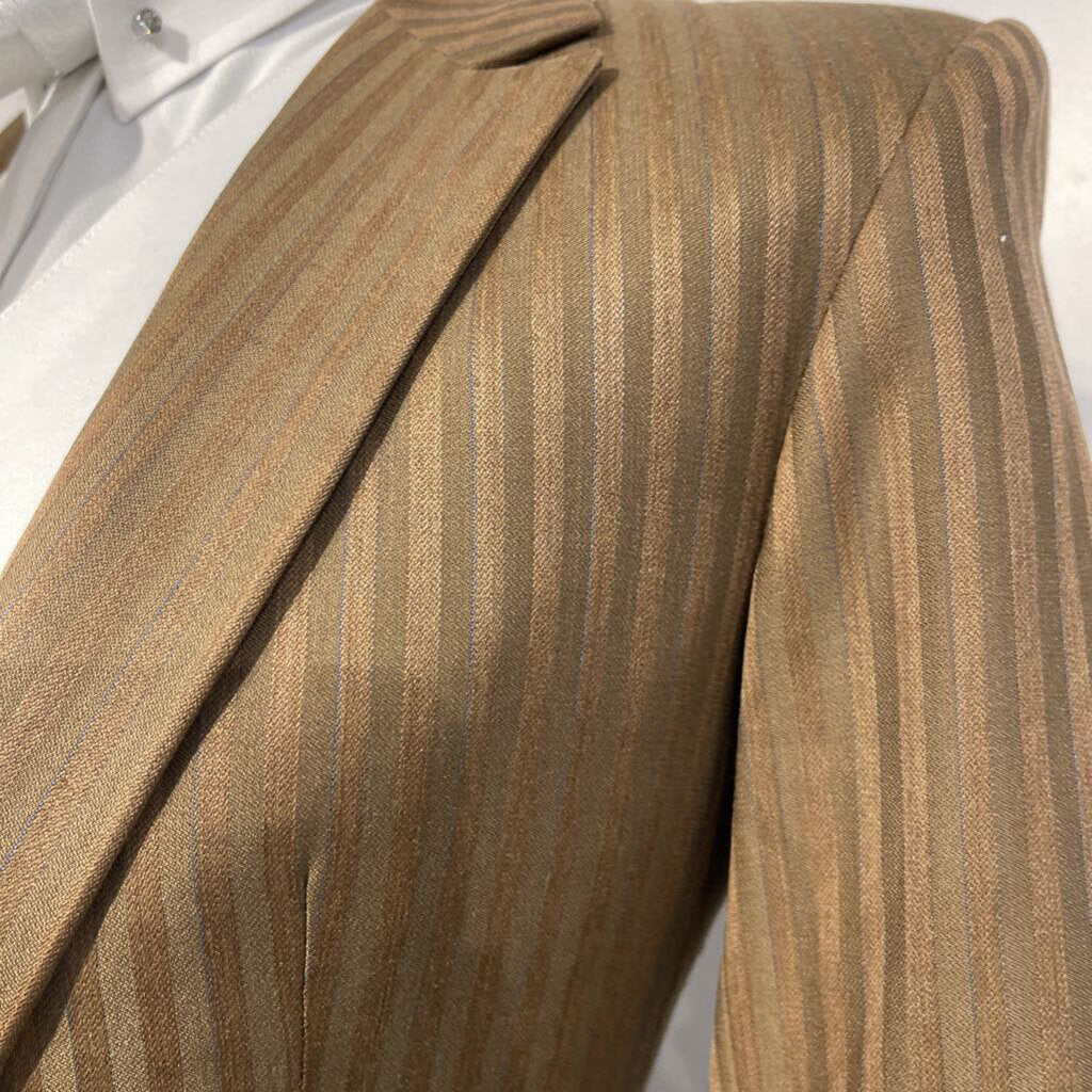 DeRegnaucourt Tan Suit