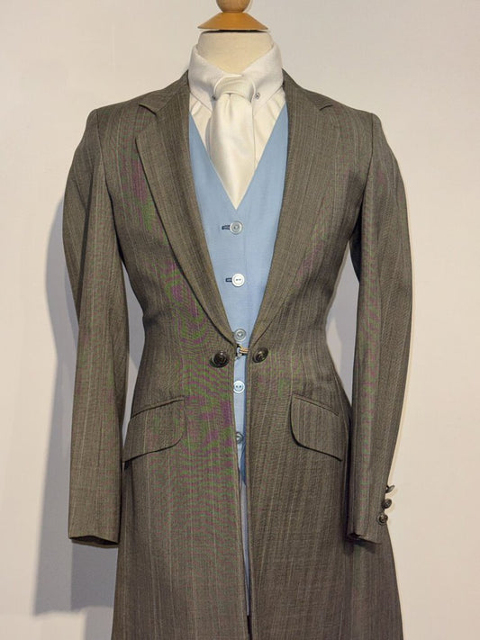 Marsha De Arriaga, Girls' Day Suit