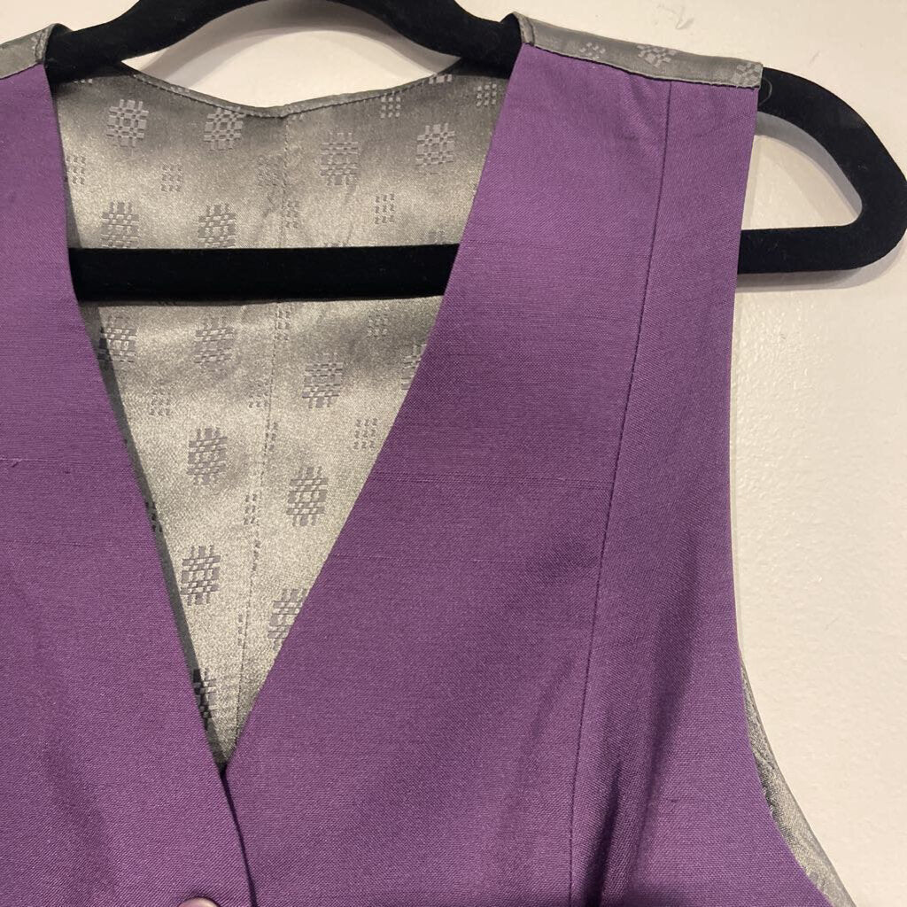 Eggplant Vest Snowflake Back