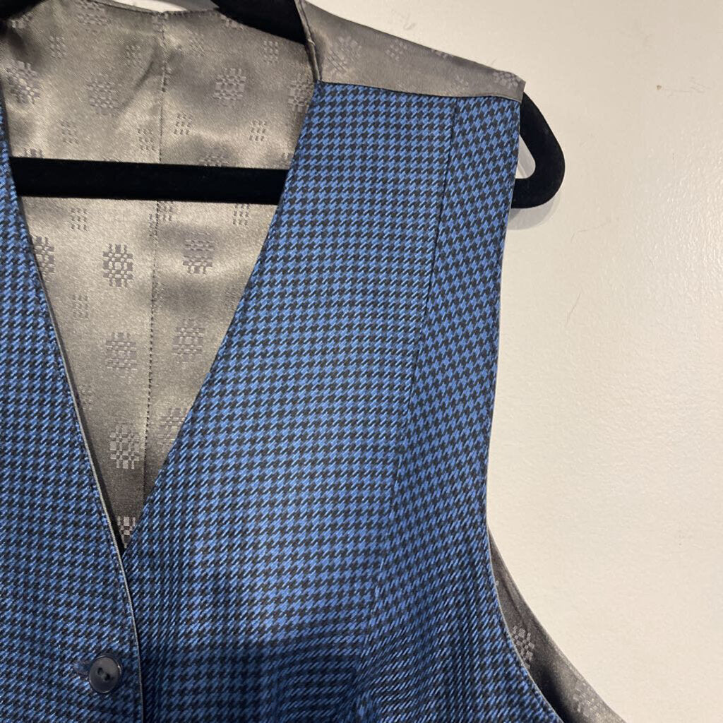 reversible blue and black houndstooth vest