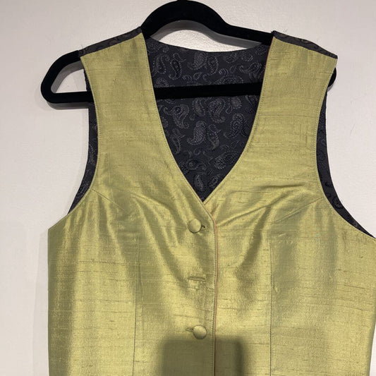 Green Vest / Reversible Peach