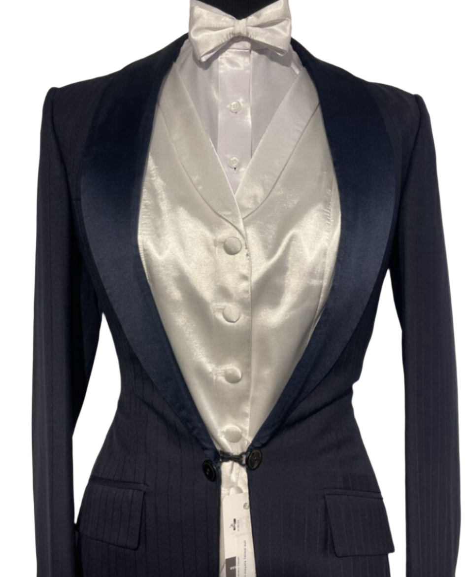 Carl Meyers, Ladies Navy Formal Suit – My Trainer’s Closet