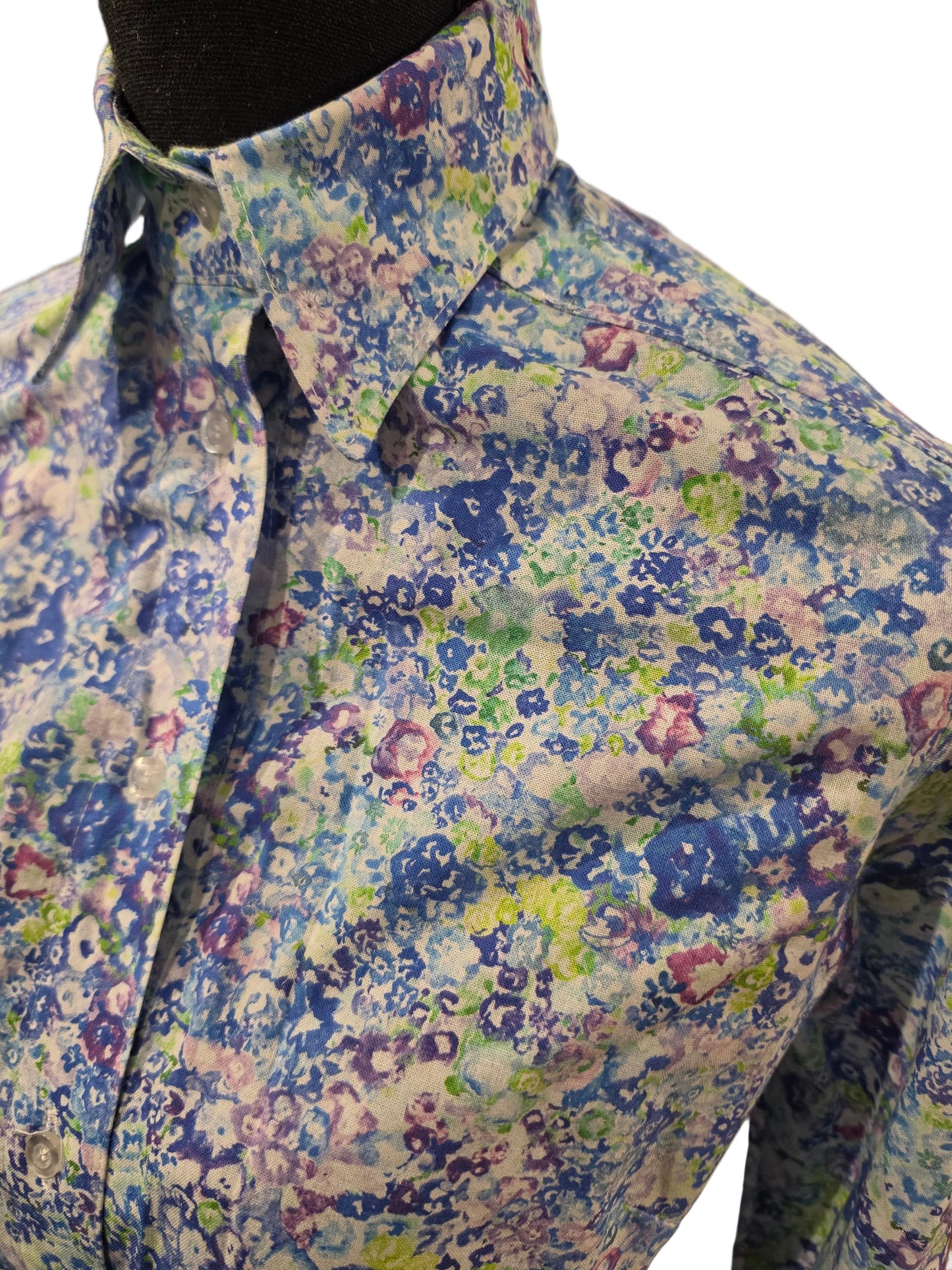 Scintilla, Floral Shirt