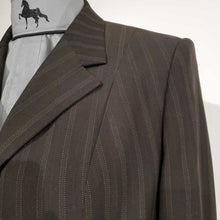 Western in-hand suit