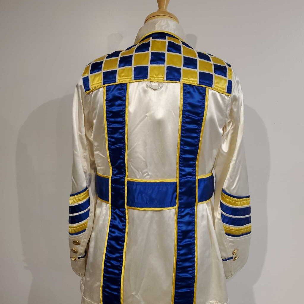 Custom White, Blue, and Yellow Road Silks