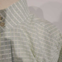 Load image into Gallery viewer, Green / White Plaid Hunt Shirt Size 32
