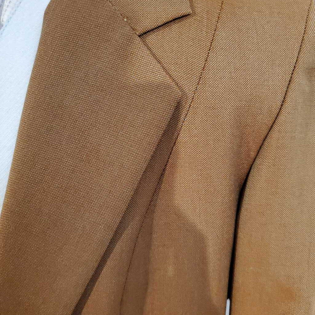 Vintage DeRegnaucourt 2 Piece Suit