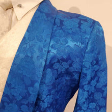 Load image into Gallery viewer, Blue Floral Daycoat
